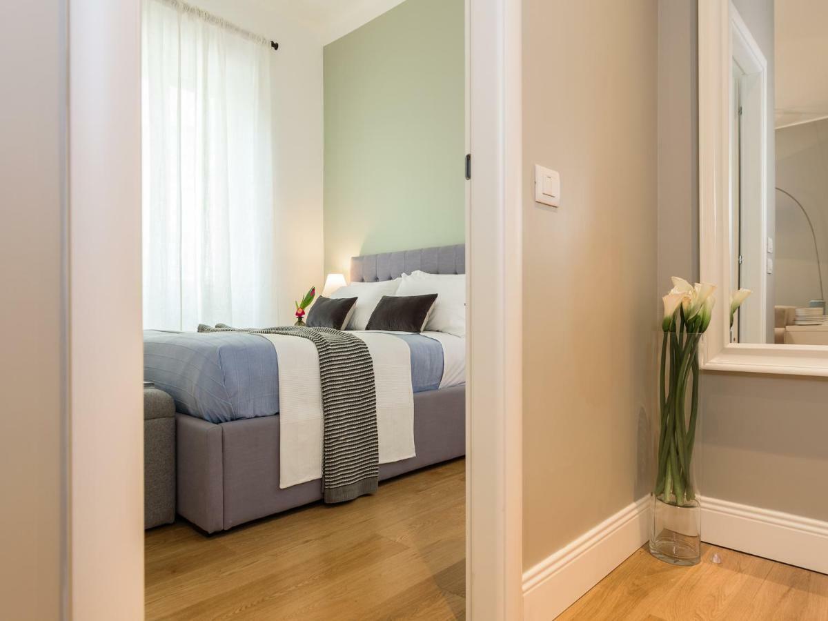 Milano Manzoni Clc Apartments Luaran gambar