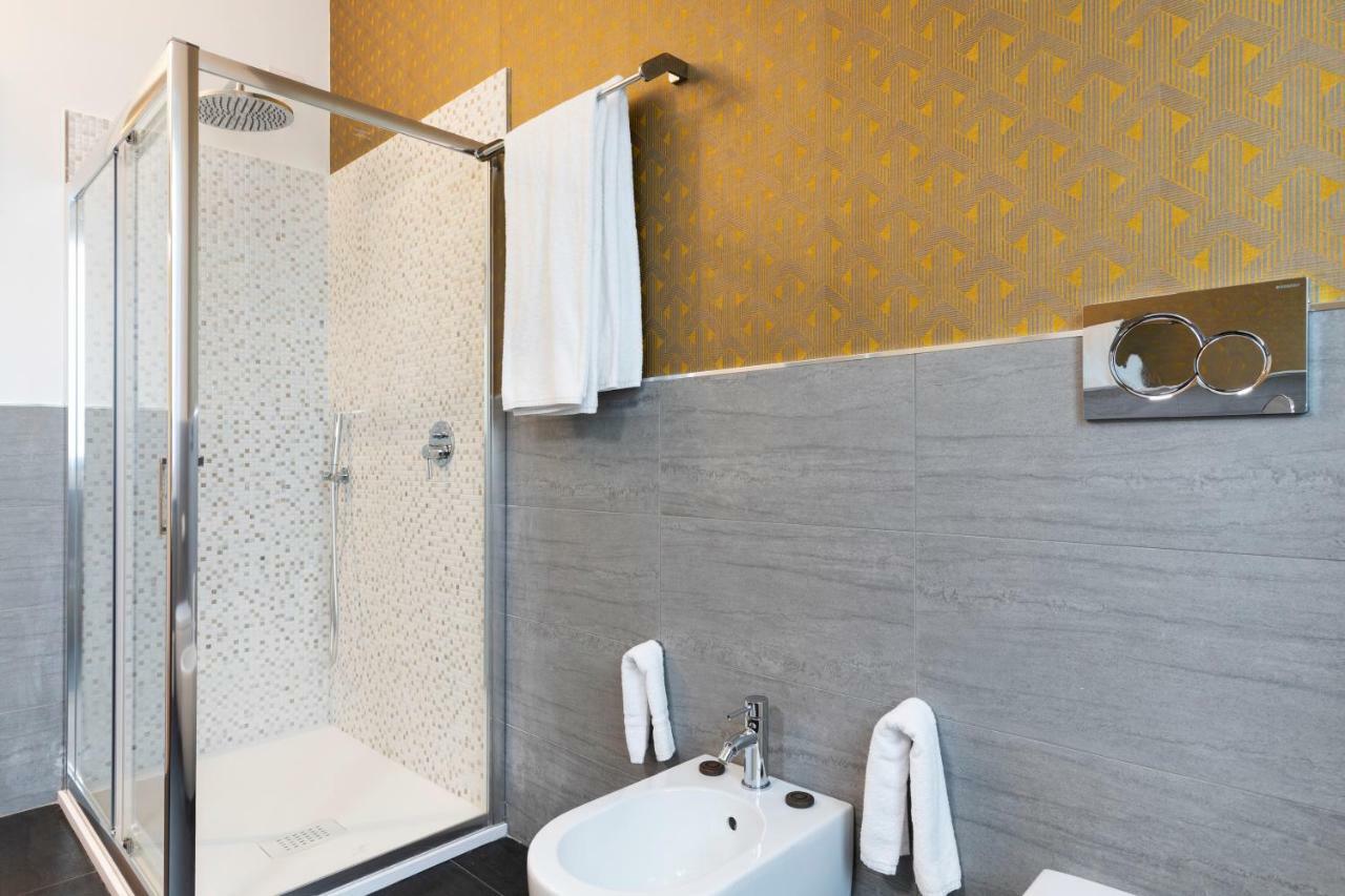 Milano Manzoni Clc Apartments Luaran gambar